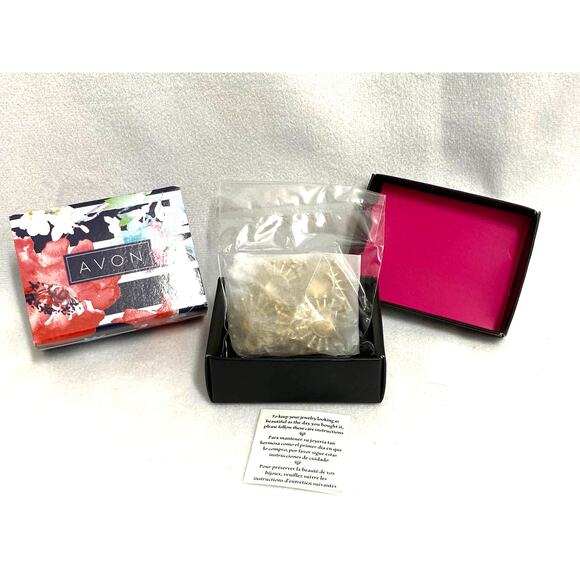 Avon Ocean Sunrise Faux Mother of Pearl Bracelet NEW - Picture 2 of 7